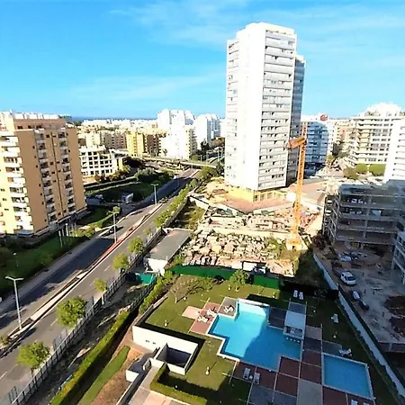 Rocha Tower 11d-11e *