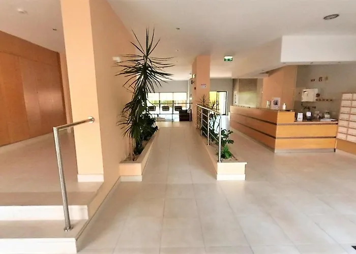 Apartment Rocha Tower 11D *